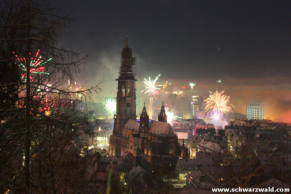 Silvester-Feuerwerk in Freiburg