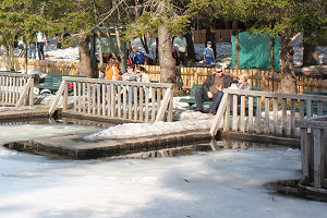 Mummelsee zugefroren an Ostern 2009