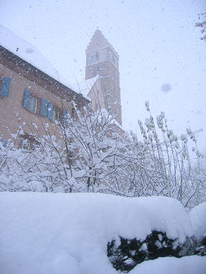 Kloster Alpirsbach im Schneetreiben