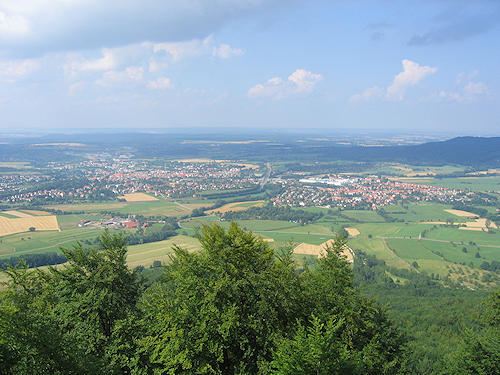 Blick von der Burg Hohenzollern Richtung Hechingen